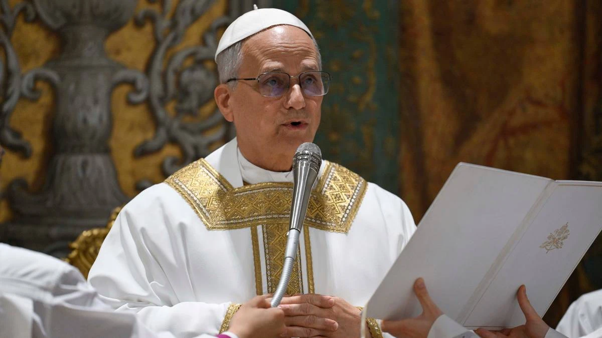 Papież zerwał ze zwyczajem poprzednika. Chodzi o wakacje