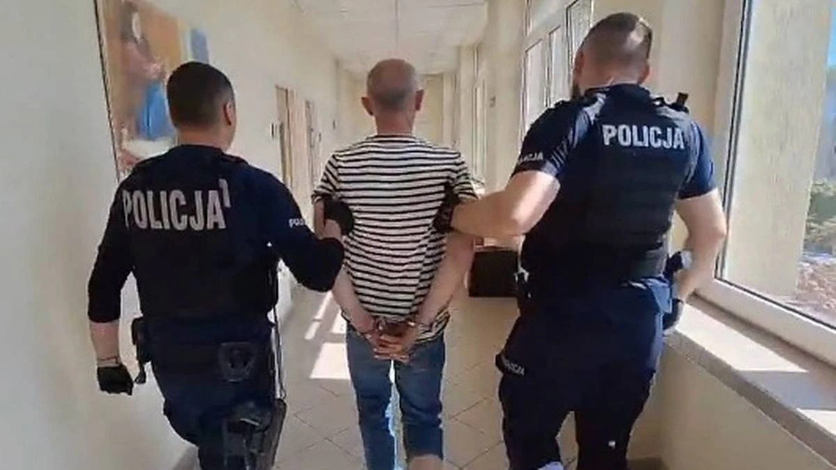 Gruzin chciał wtargnąć do warsztatu. Utknął w szybie wentylacyjnym