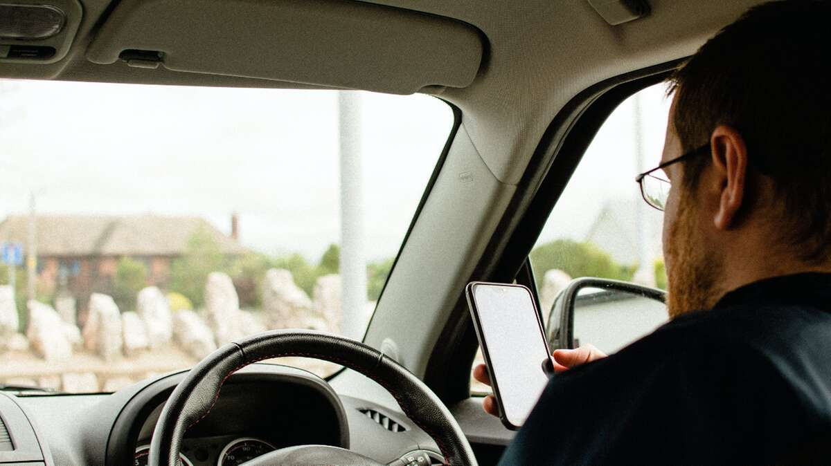 Producent samochodów wycofa wsparcie dla Android Auto i Apple CarPlay? Chodzi o bezpieczeństwo