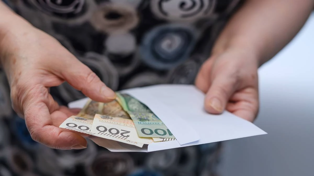 Szykuje się podwyżka emerytur z ZUS. Są wyliczenia
