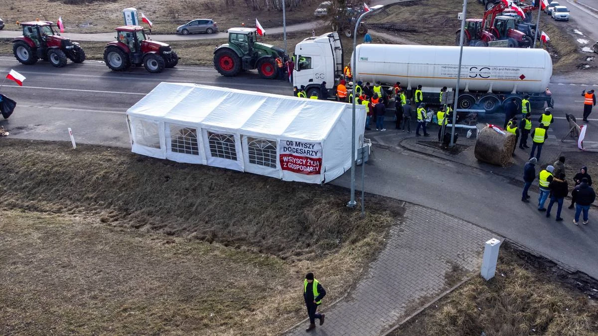 Blokada na granicy z Ukrainą. W proteście rolnicy z innych krajów
