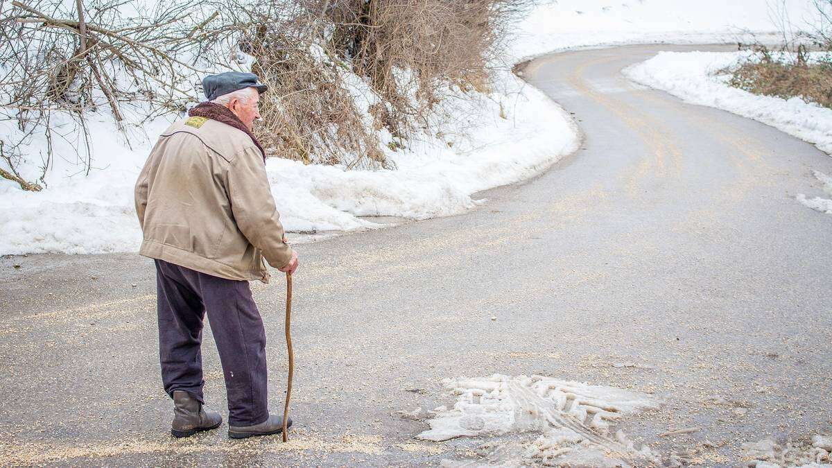 Czy emeryt musi składać PIT? Odpowiedź może zaskoczyć