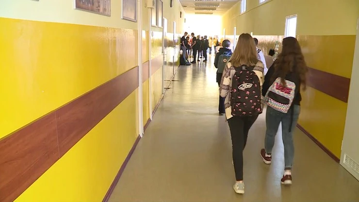 Koniec roku szkolnego. Czarnek i abp Gądecki napisali do uczniów