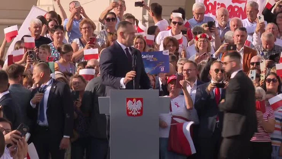 Karol Nawrocki podpisał pierwszą inicjatywę prezydencką. 