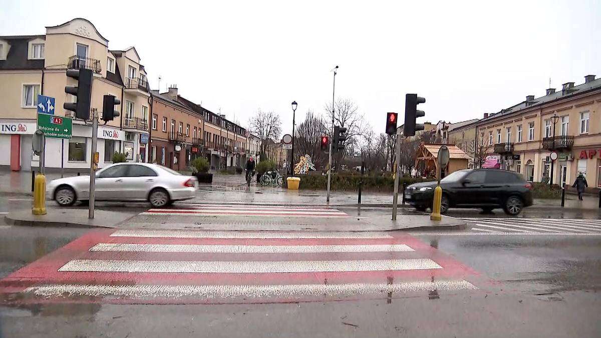 Miał zakaz kierowania autem. Potrącona 18-latka walczy o życie