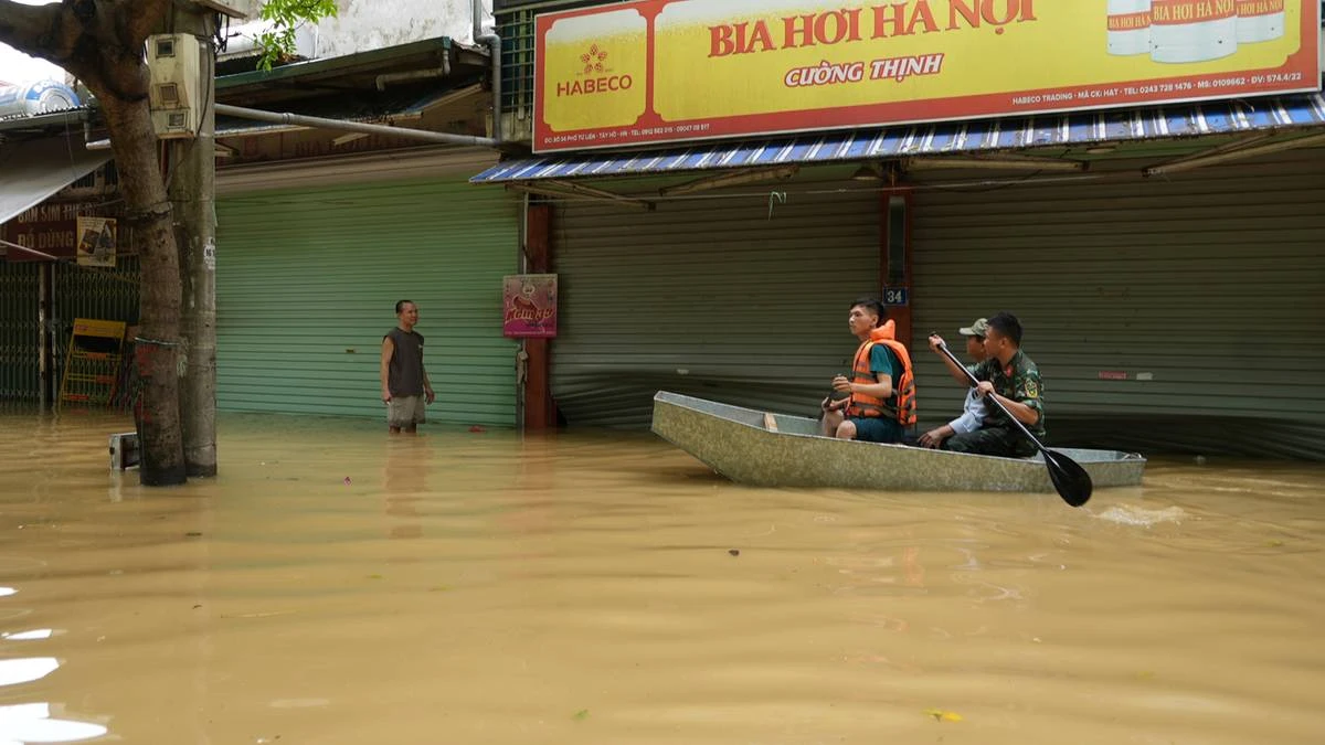 Setki tysięcy domów w wodzie. Kataklizm w turystycznym raju