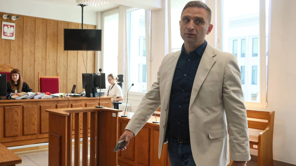 Finał sporu Roberta Bąkiewicza z aktywistką. Sąd wydał wyrok