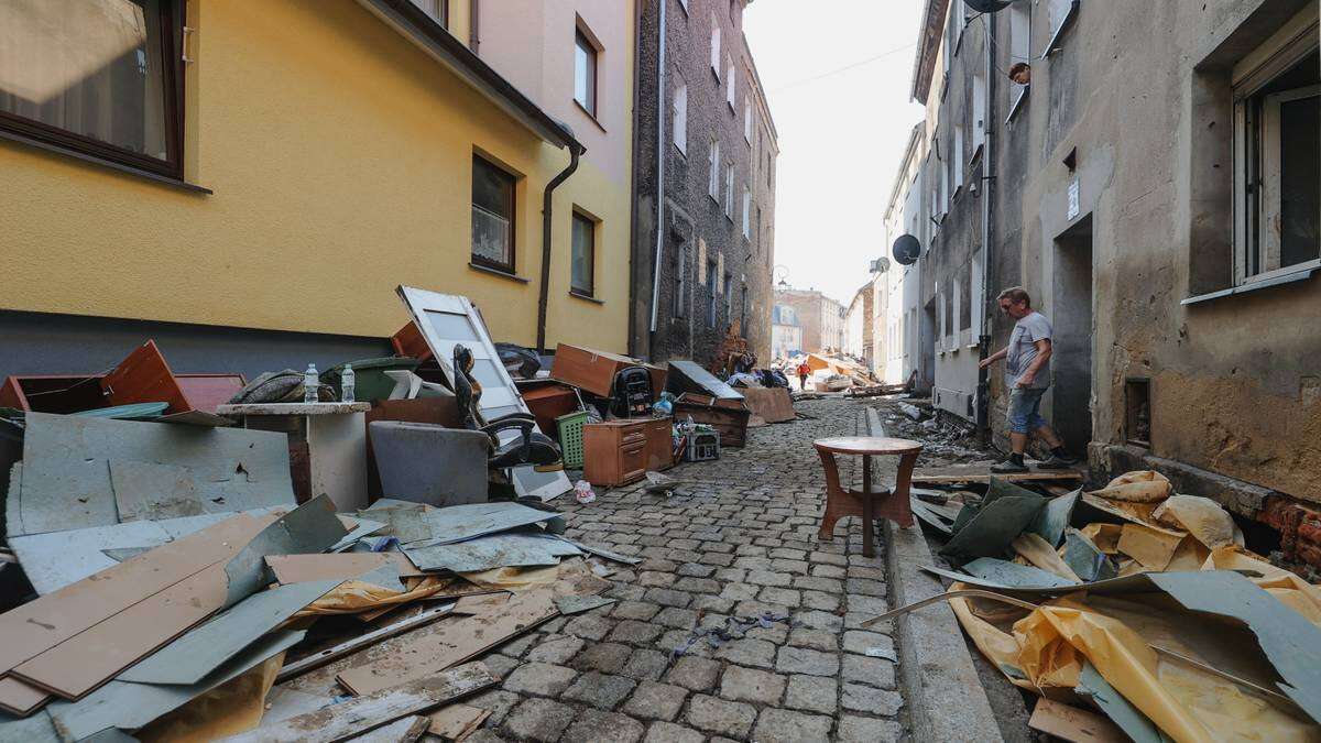 Wyrok dla szabrowników. Połasili się na opony i felgi