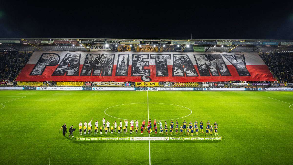 Holendrzy podziękowali Polakom. Wyjątkowy gest na stadionie