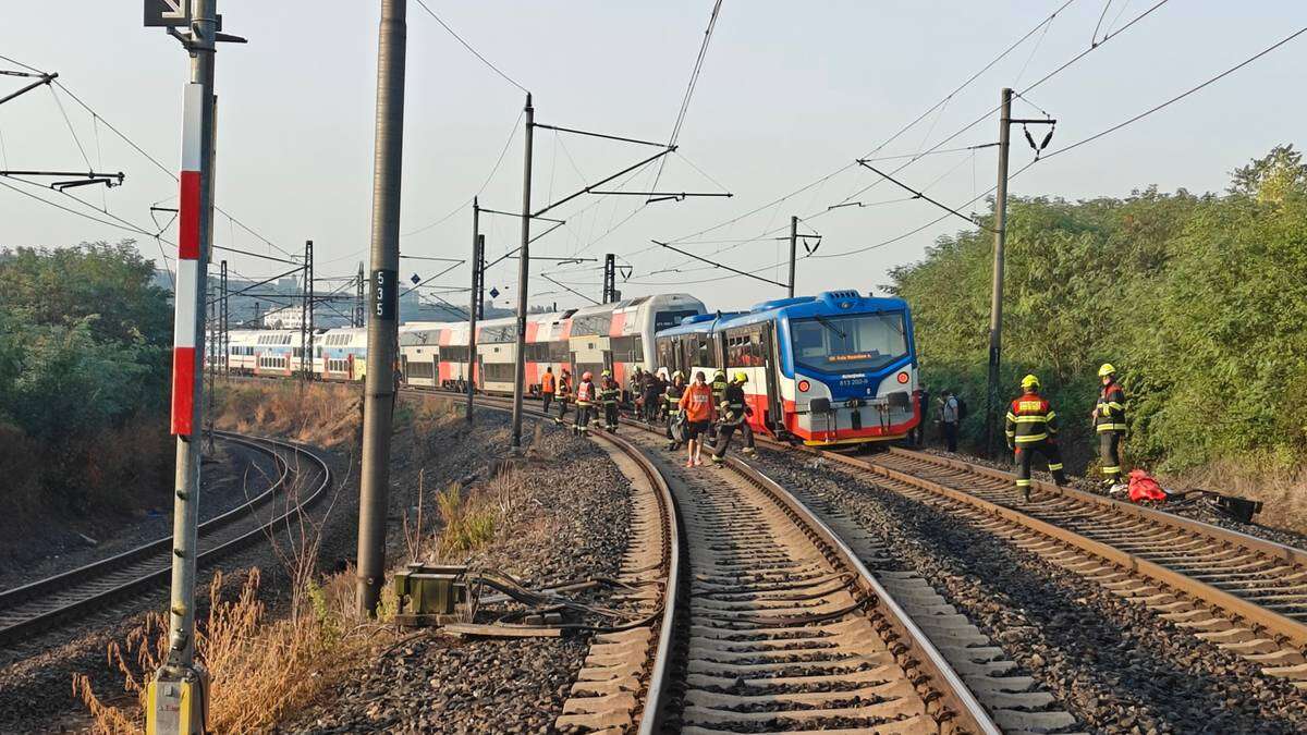 Zderzenie pociągów. Jeden maszynista się szkolił, a drugi był pijany