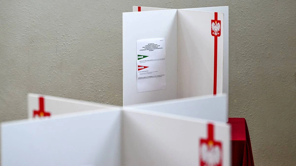 Karta do głosowania ma kilka cech szczególnych. Bez nich jest nieważna