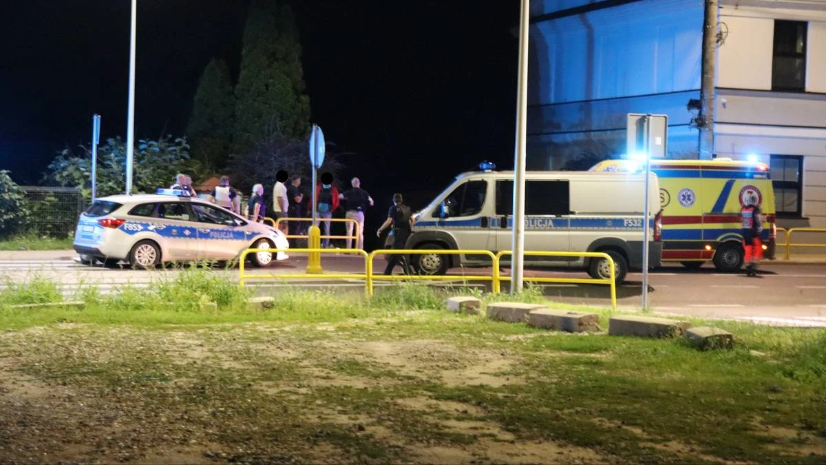 Oddał kilkaset strzałów z okna. Zmarł z nieznanej przyczyny