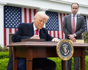 До Трампа на уклін? До чого призвели спроби деяких країн уникнути митних тарифів