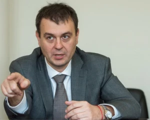 Гетманцев анонсував закон, який зобов'яже онлайн-сервіси автоматично стягувати податки