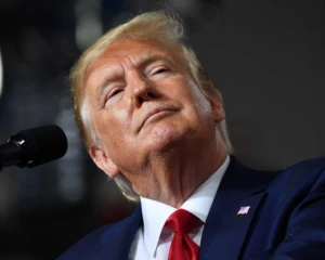 Трамп не буде запроваджувати нові санкції проти РФ за удар по Сумах
