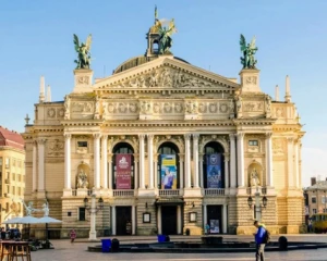 Природа здивувала: ніч у Львові виявилась холоднішою, ніж пів століття тому