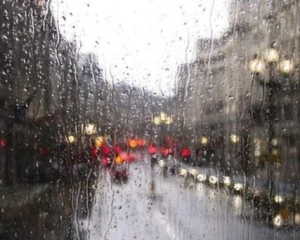 Сонце чи злива: погода у суботу здивує багатьох українців