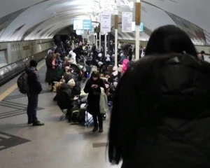 На станціях метро Києва під час удару РФ 6 червня ховалися понад 20 тисяч людей