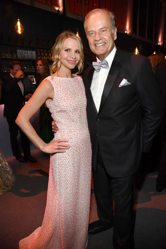 70-річний зірка Marvel Келсі Греммер став батьком увосьме