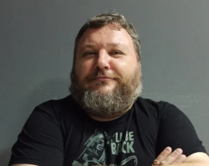 Під прицілом українська оборонка: чому Росія б'є саме туди - Дикий про проблеми в тилу