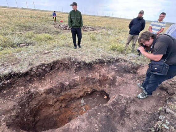 У могилі виявили давнє дзеркало