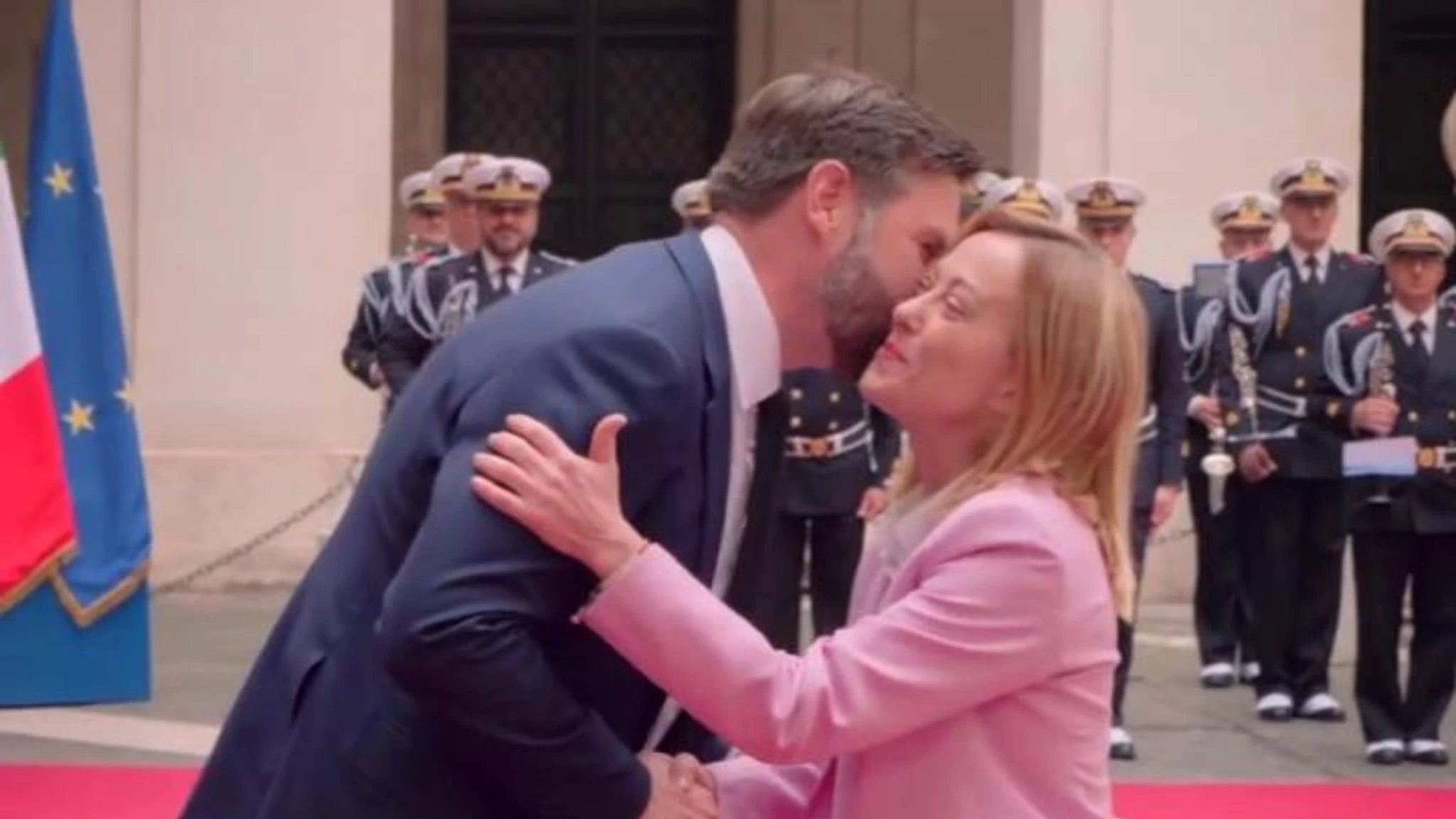 Vance a Palazzo Chigi,  la premier posta le immagini dell'incontro