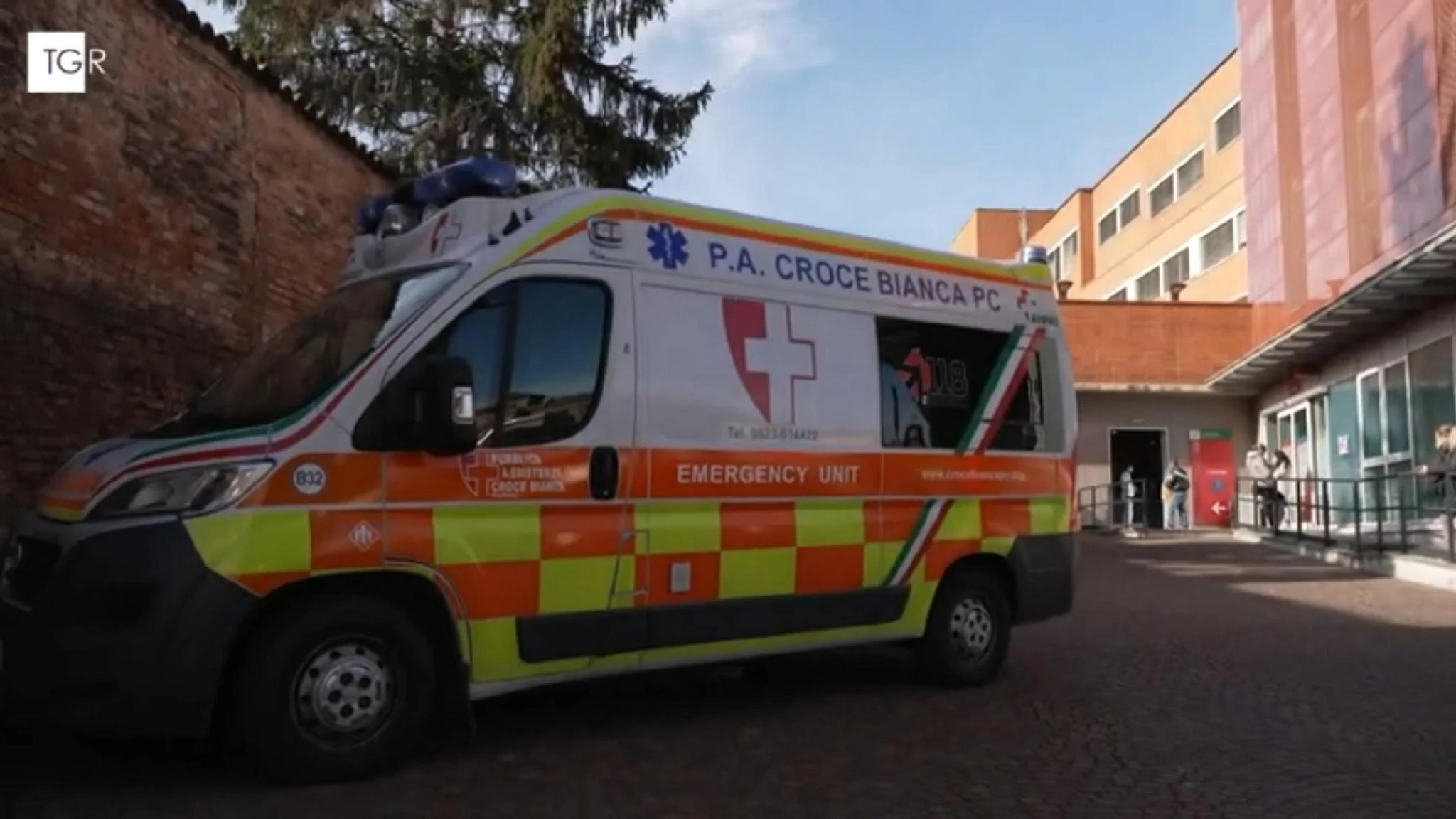 Abusi e violenze su dottoresse e infermiere: 32 episodi in 45 giorni