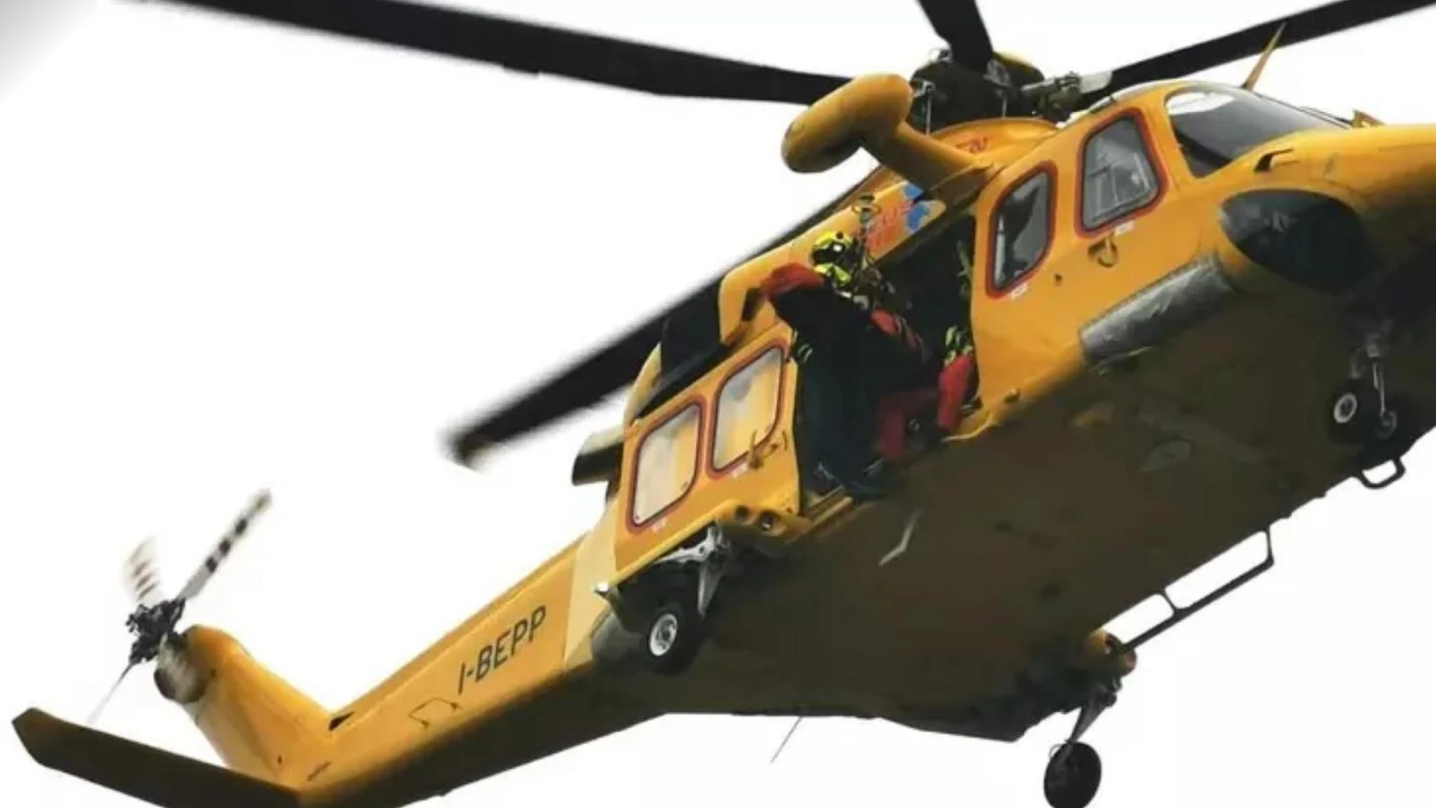 Bambino di 6 anni muore schiacciato da un muletto guidato dal padre