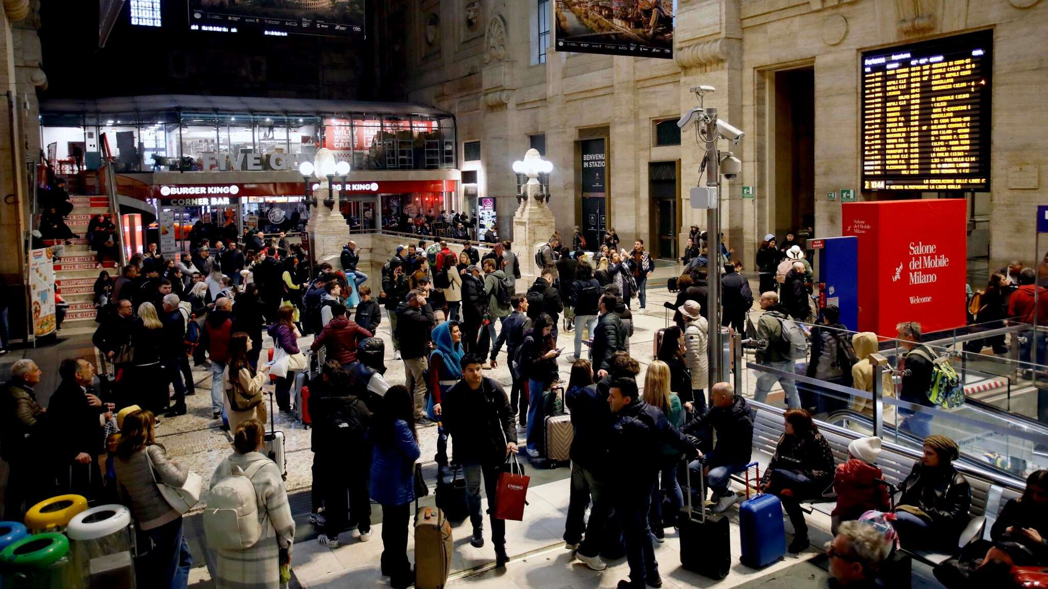 Treno deragliato, circolazione in tilt: come ottenere il rimborso dei biglietti non utilizzati