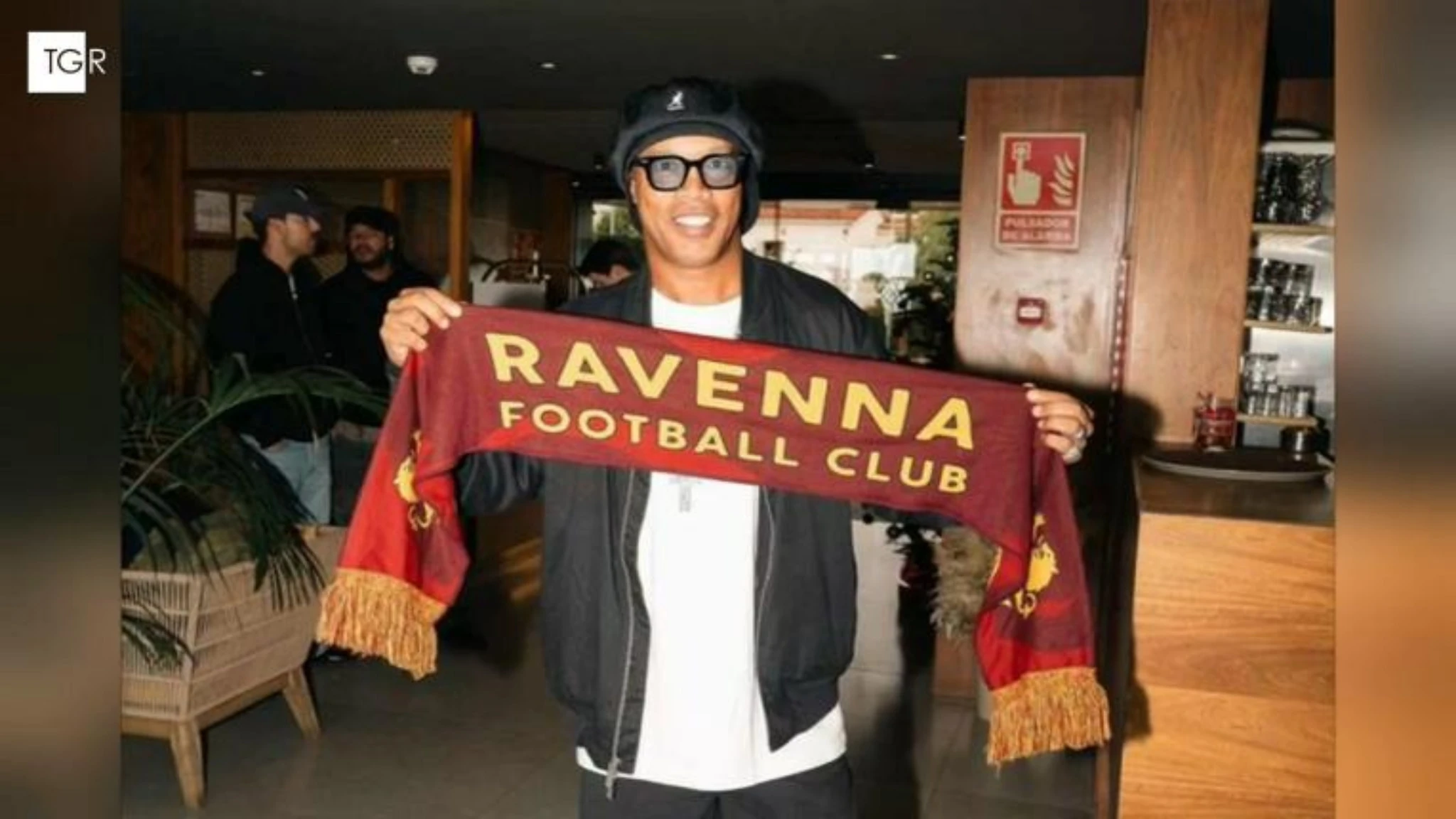 Ronaldinho torna in campo col Ravenna, a 46 anni