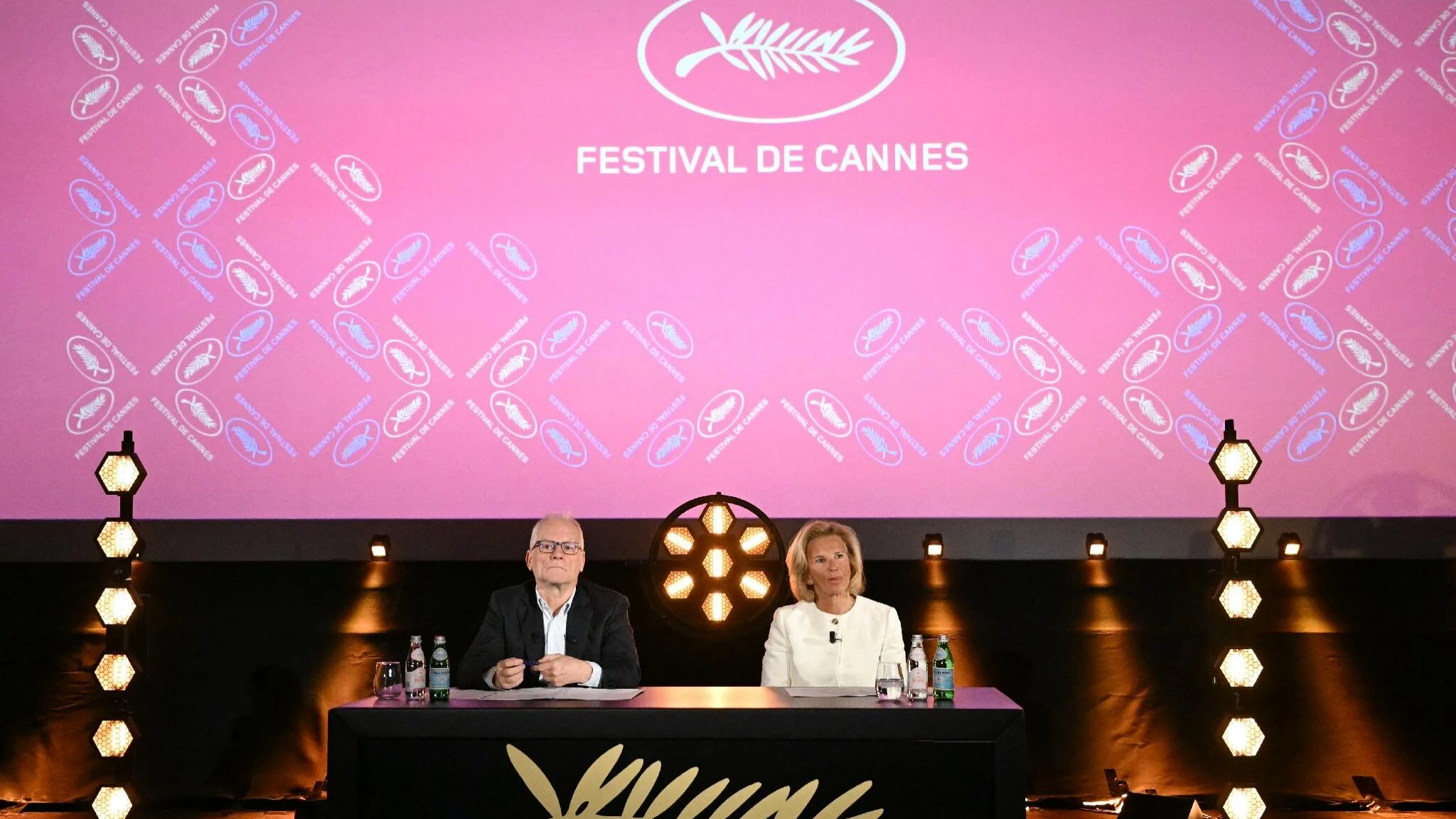 Cannes 78°, la Selezione. In concorso Martone e Wes Anderson. Scarlett Johansson debutta da regista