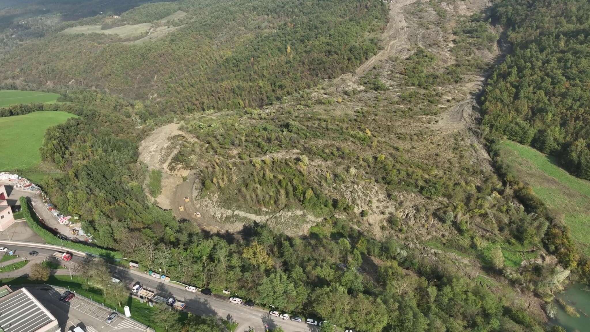 La grande frana a Ca' di Sotto riattivata dal maltempo: le immagini dal drone