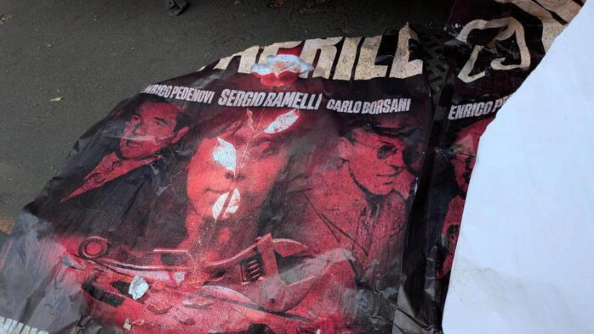 Corteo per Sergio Ramelli, 33enne stacca i manifesti e viene picchiato da neofascisti: “Almeno 10