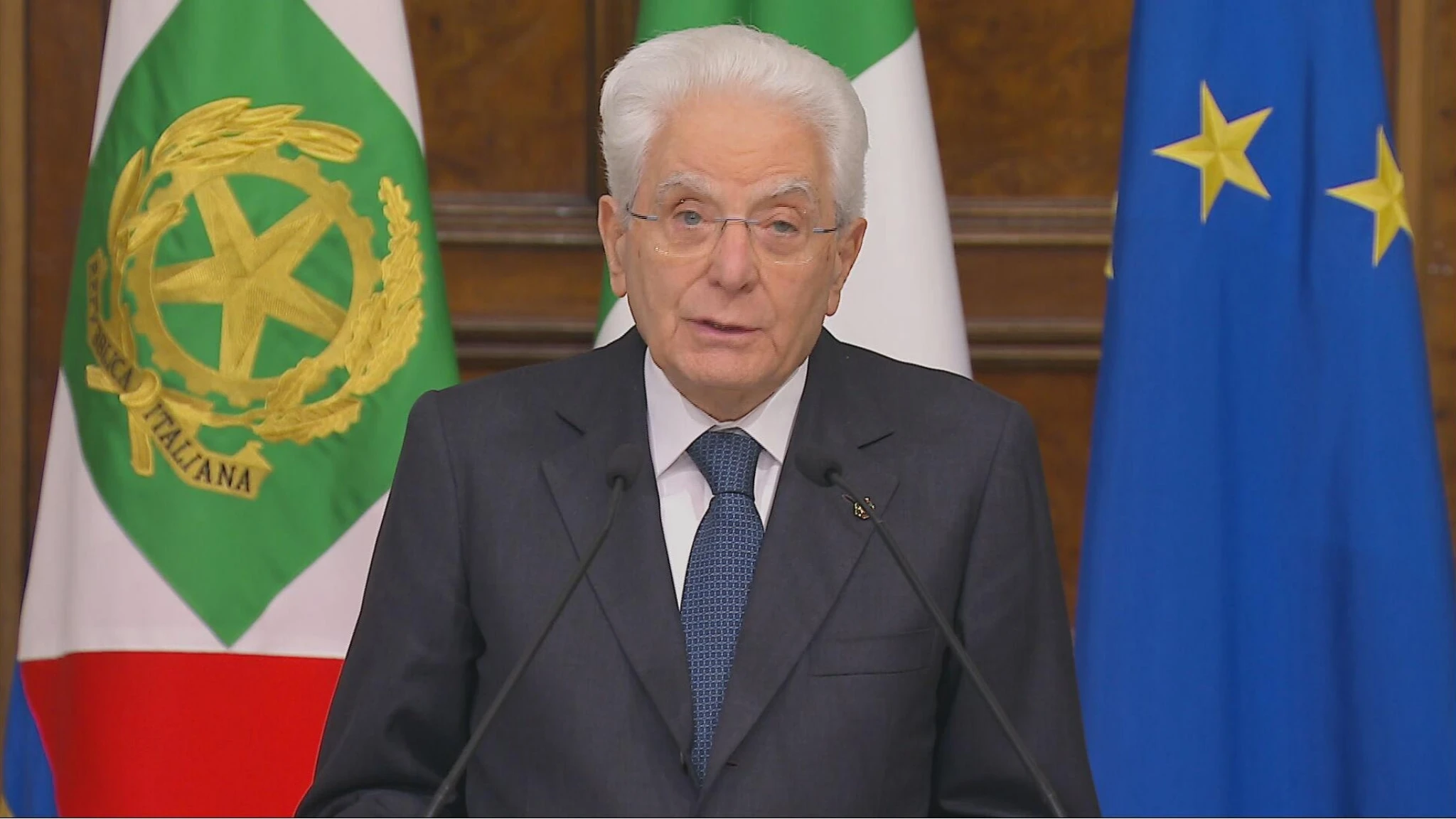 Ci sono anche Descalzi e Caltagirone: Mattarella nomina 25 nuovi cavalieri del Lavoro