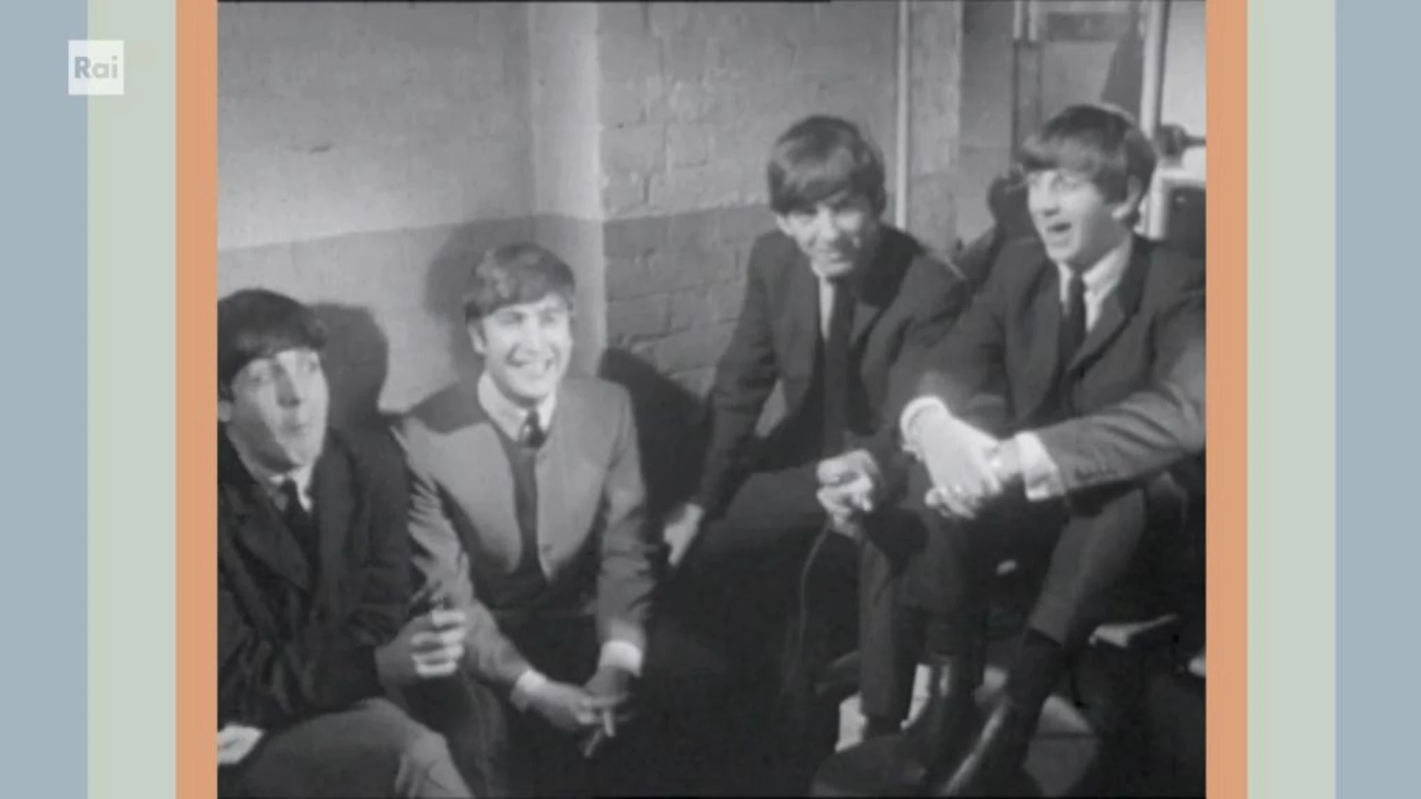 Tv7, Gianni Bisiach intervista i Beatles 