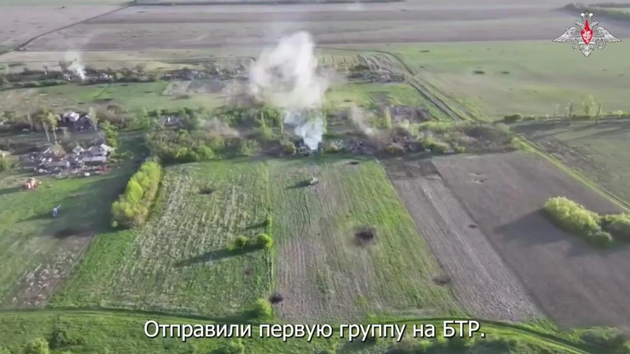 Aerei d'attacco russi bombardano Alexandropol, nel Donetsk: video del raid