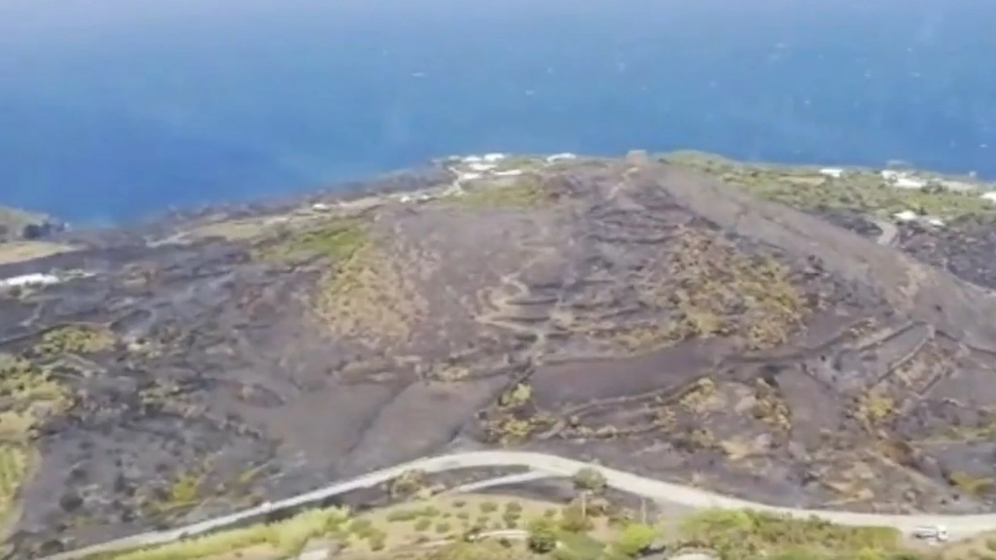Pantelleria, mille passeggeri bloccati in aeroporto. Aerei fermi per mancanza visibilità