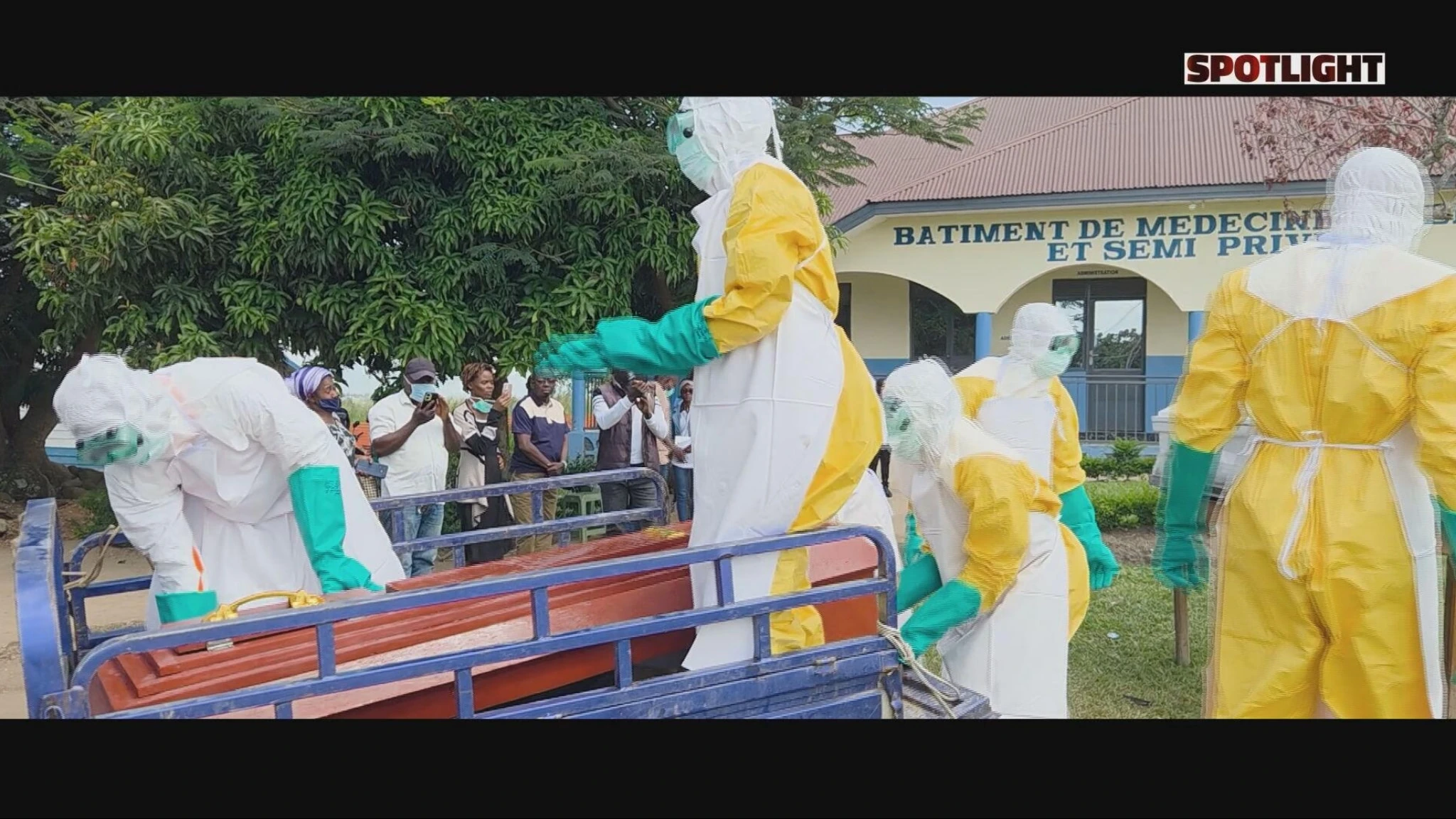 L'epidemia, pericolo e umanità intorno al virus Ebola. Stasera a Spotlight