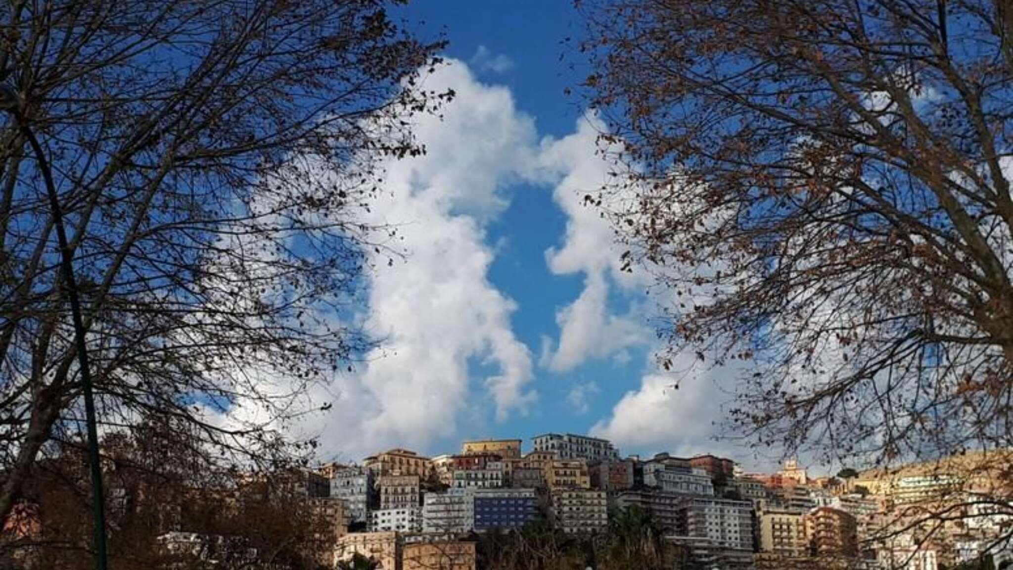 Torna il caldo anomalo, impennata delle temperature: fino a 28 gradi a Palermo. Ecco le previsioni