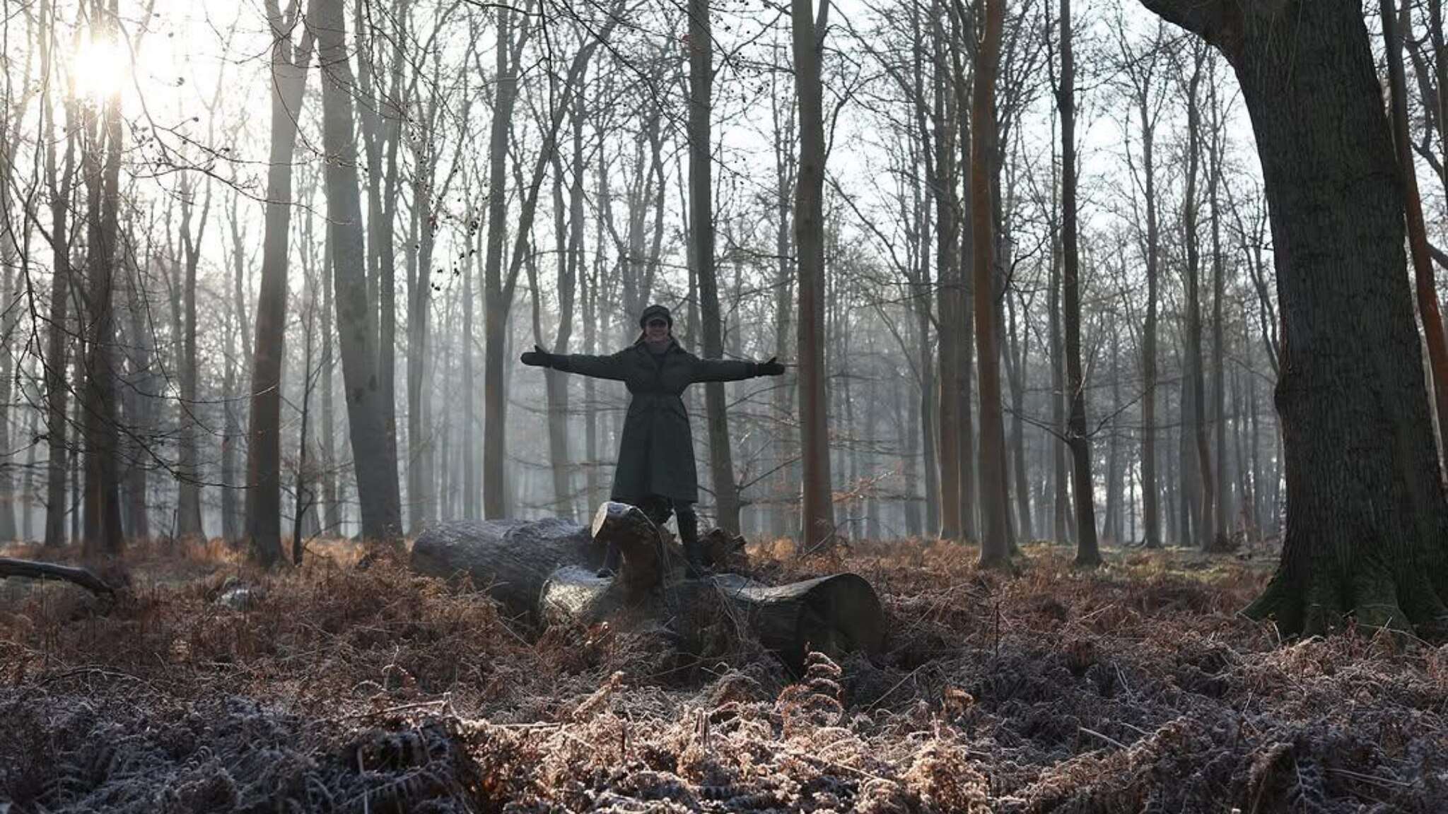 Kate nel bosco fotografata dal piccolo Louis, messaggio di speranza nella giornata contro il cancro