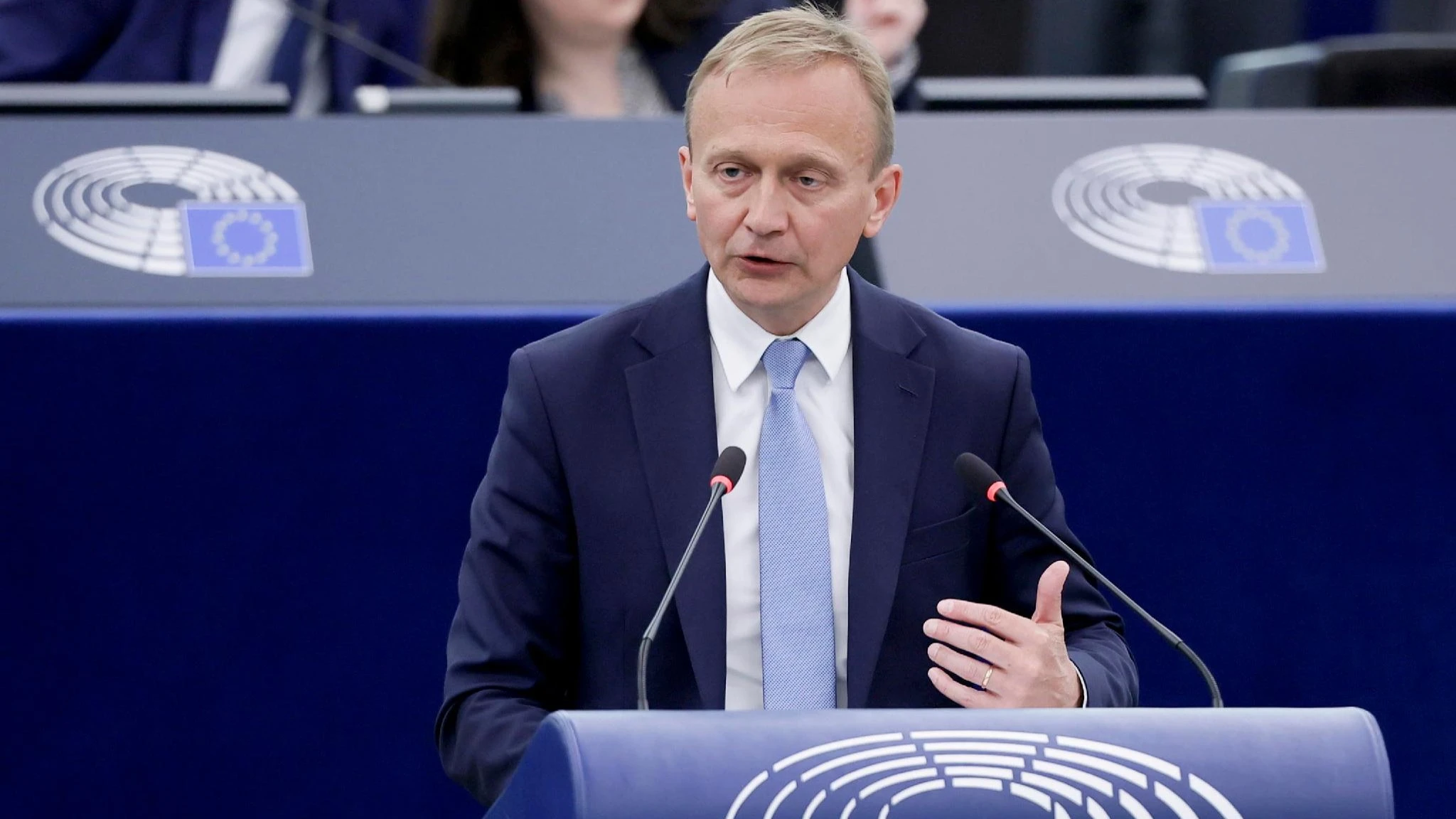 Ue, il collegio dei commissari adotta la proposta di bilancio 2028-2034, stanziati duemila miliardi