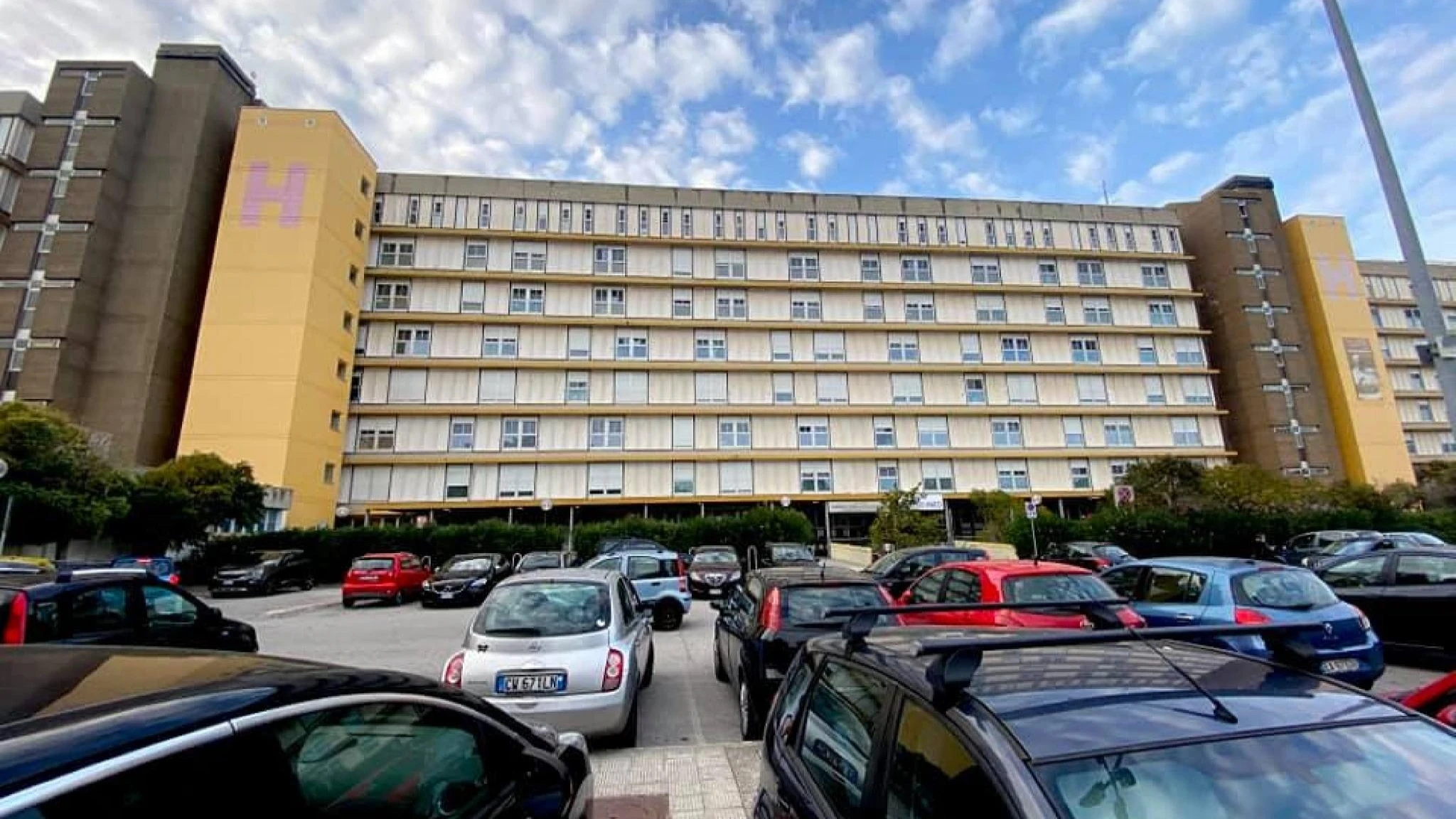 Morto a 17 anni a Bari dopo 2 operazioni, attesa per esami tossicologici, 8 indagati