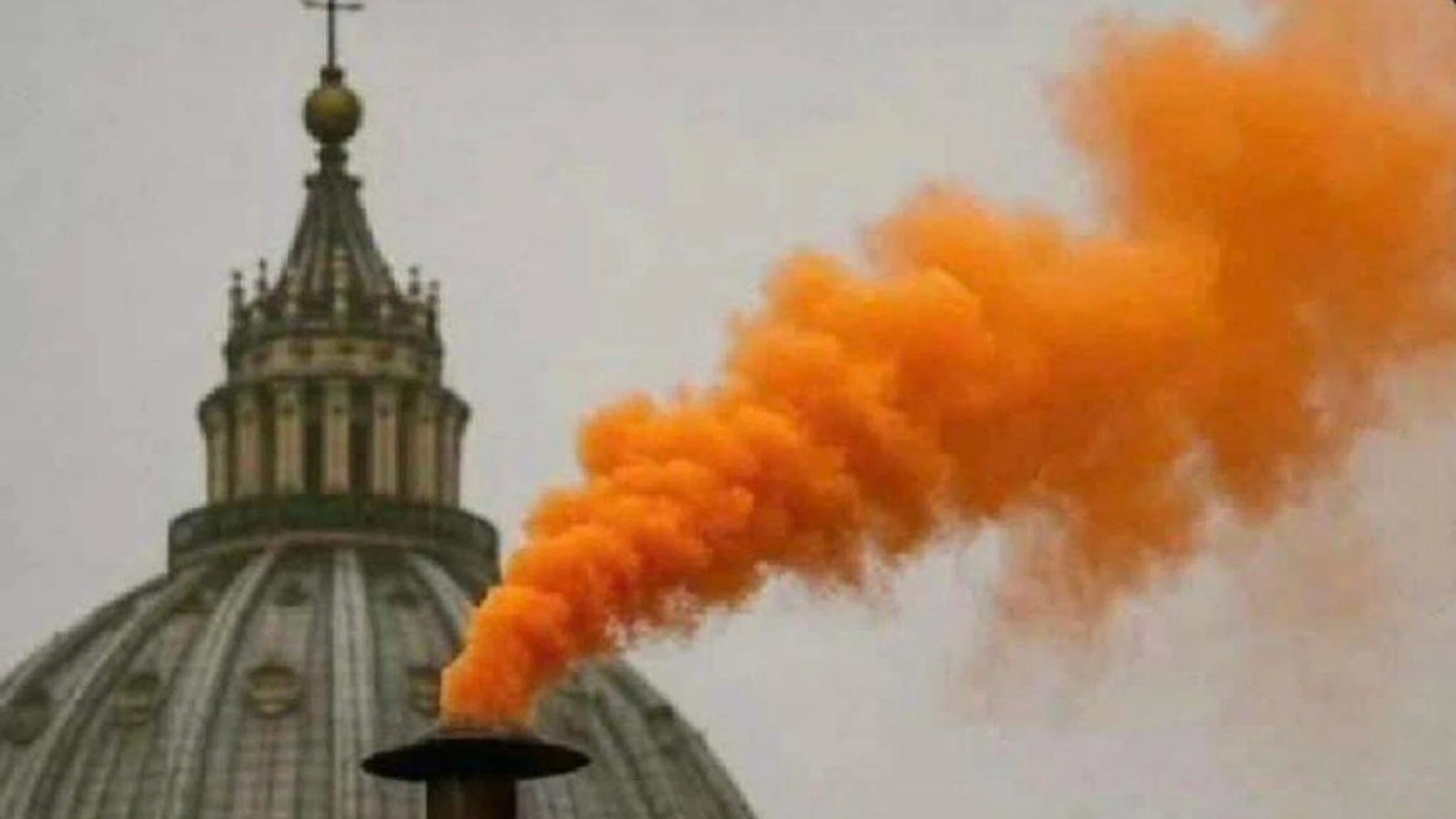  Habemus Sinner: sui social è Jannik-mania, con tanto di fumata arancione dalla Cappella Sistina