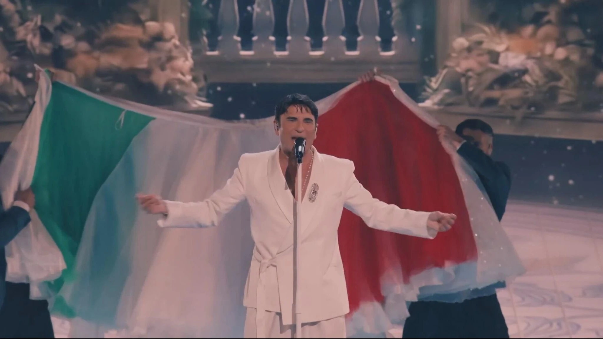 La finale di Eurovision: chi sono i favoriti. C'è anche Sal Da Vinci