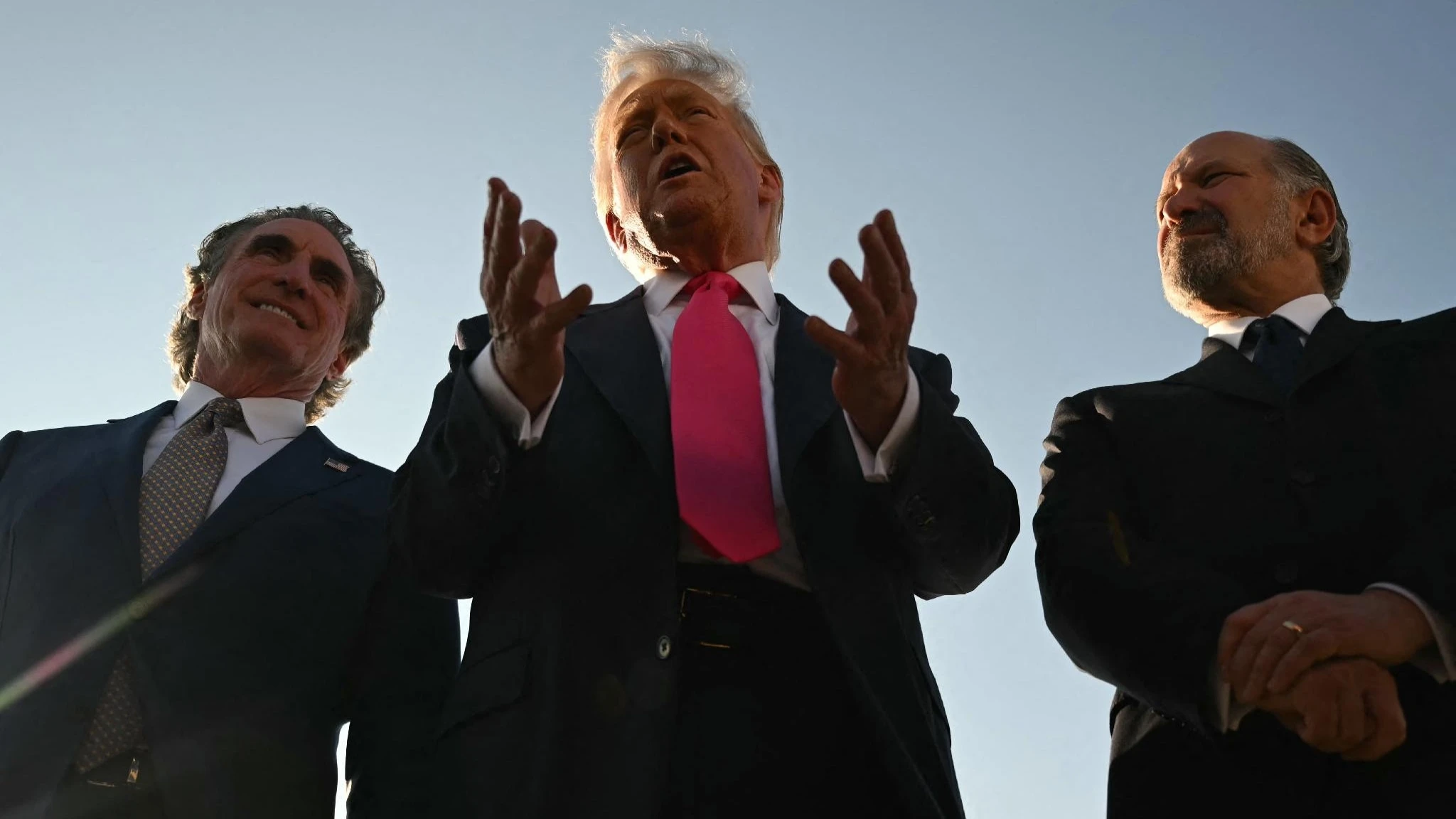 Trump: “Niente armi a lungo raggio per Kiev, Zelensky non colpisca Mosca”. UE divisa sulle sanzioni