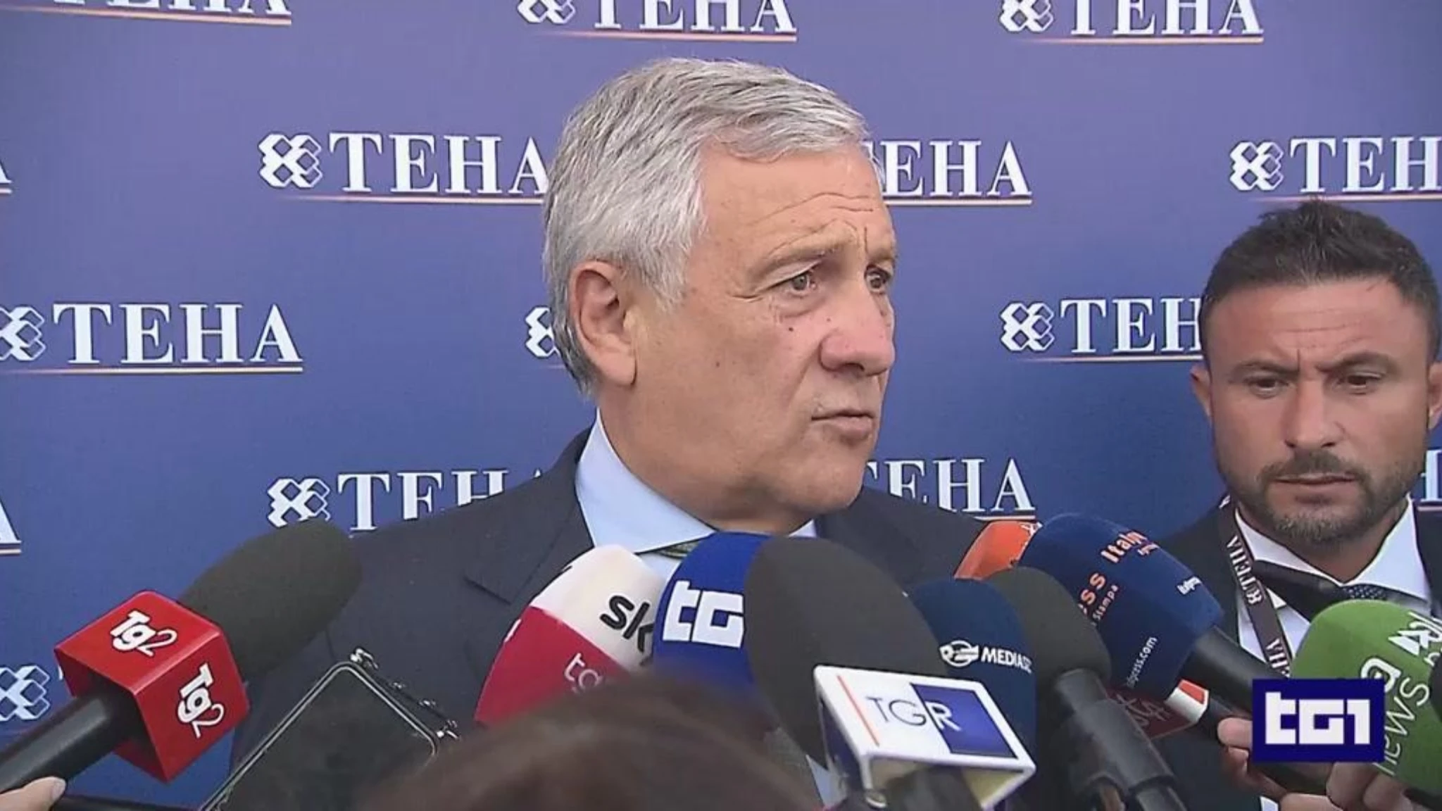 Extraprofitti banche, Tajani: 