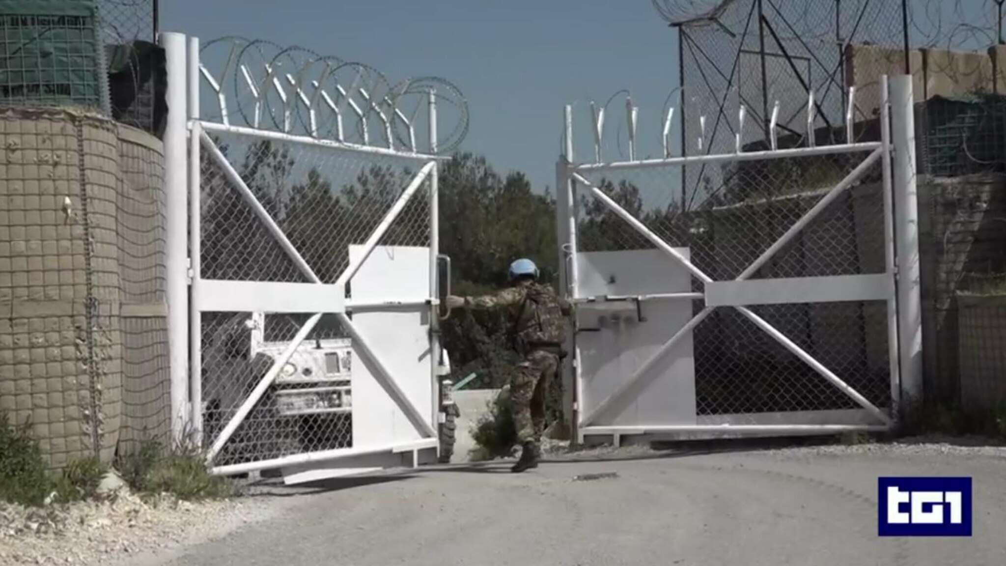 Israele torna a colpire il quartier generale Onu in Libano: due militari feriti, uno è grave