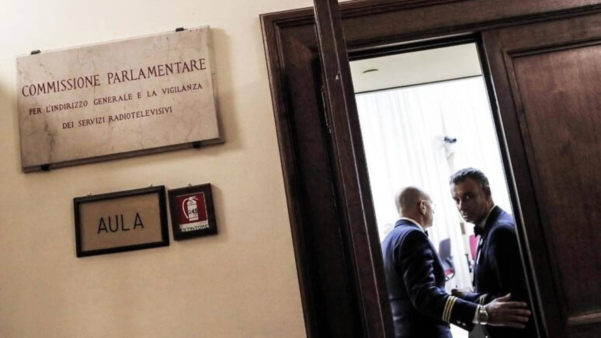 Riforma Rai, slitta al 10 giugno audizione di Giorgetti. Protestano le opposizioni