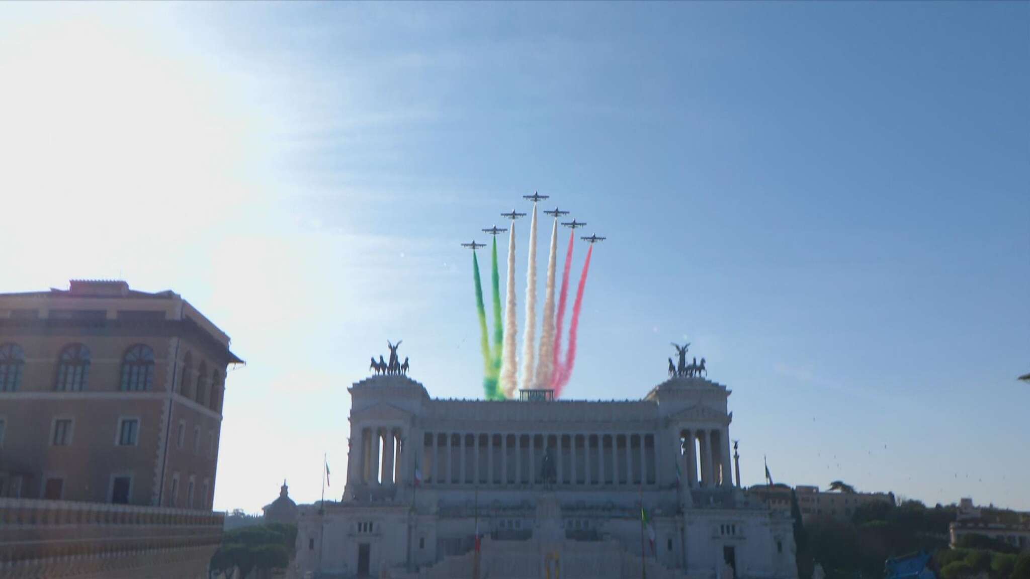 Giornata delle Forze Armate, Mattarella ha reso omaggio a milite ignoto 