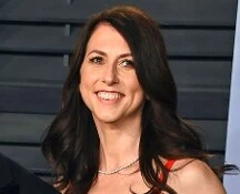 L'ex moglie di Bezos dona altri 2,7 miliardi in beneficenza